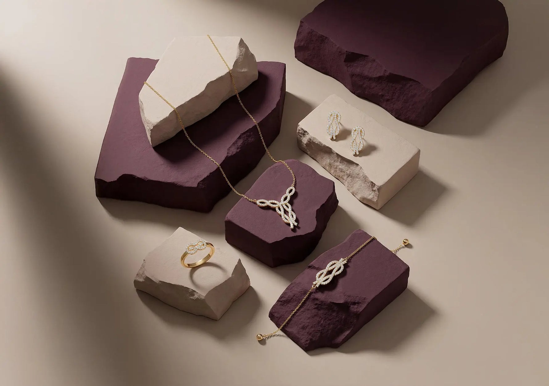 مجوهرات عصرية