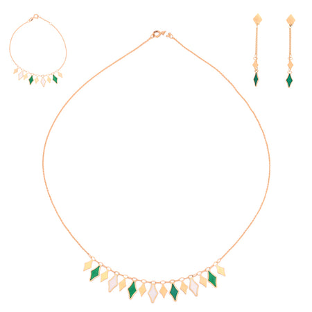 18K Gold Half Set with Elegant Pendants Design