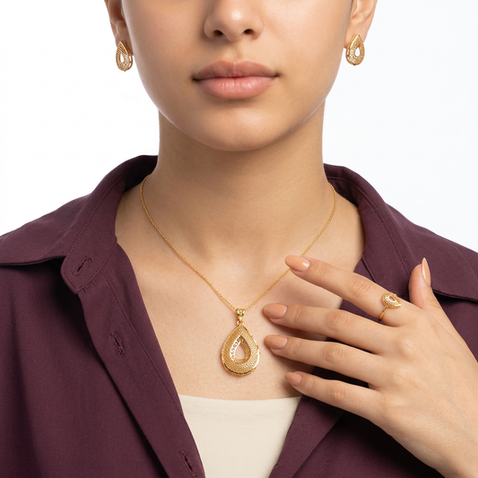 نصف طقم تيرلس ذهب عيار 21 بزخارف مفرغة