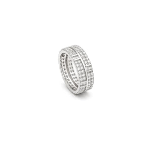 18K White Gold Wedding Ring with Qais Sparkling Stones Design