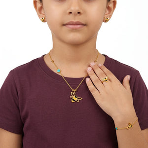 18K Gold Kid'S Jewelry Set With A Smart Bee Design