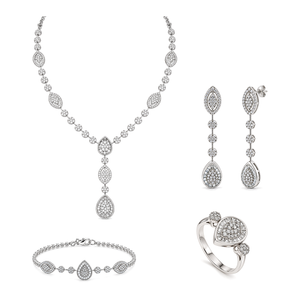 18K White Gold Set with Delicate Pendant Design