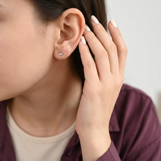 أقراط فيونكه ذهب عيار 18