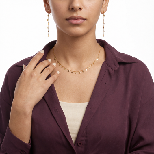 نصف طقم ذهب عيار 18 بلمسة تعليقات هندسية