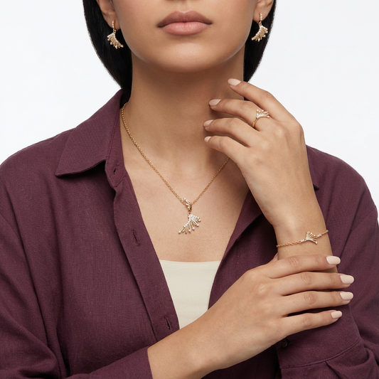 طقم عيار 18 بفصوص وتصميم هندسي