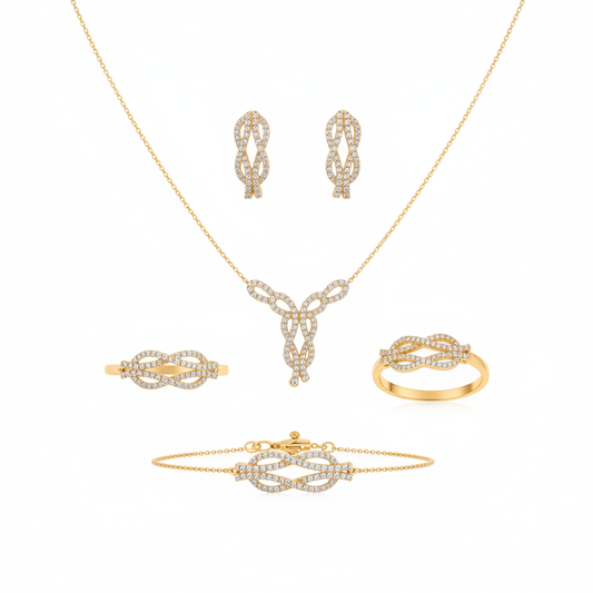 طقم ذهب عيار 18 بتصميم متداخل