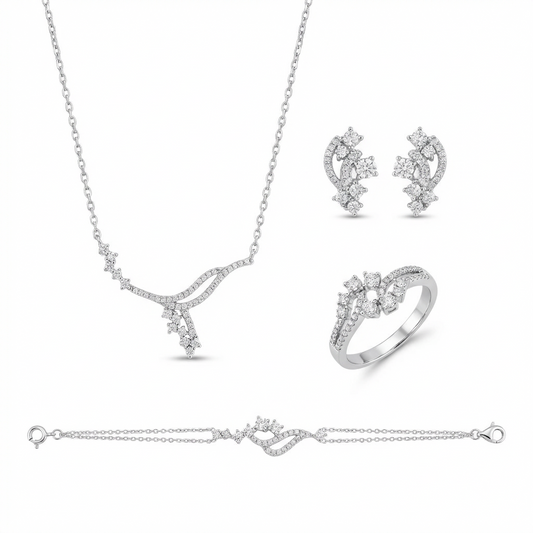 طقم ذهب عيار 18 بفصوص لامعة