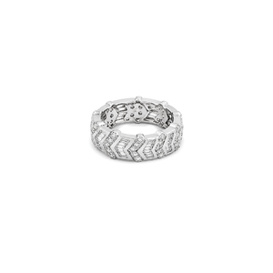 18K White Gold Ring with Ornate Geometric Design