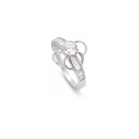 18K White Gold Ring with Premium Prestige Design