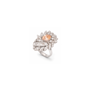 18K White Gold Ring with Berli Shining Gemstones Design