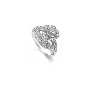 18K White Gold Ring with Shining Gemstones Design