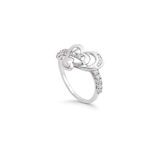 18K White Gold Ring with Heart Design