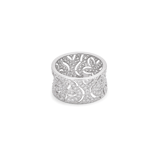 18K White Gold Ring with Ornate Design