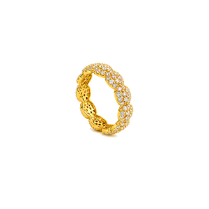 18K Gold Wedding Ring with Gemstones Design