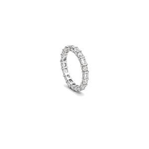 18K White Gold Ring with Marian Shining Gemstones Design