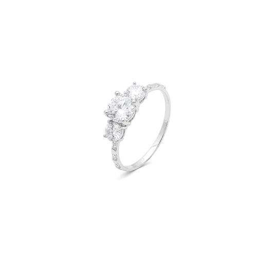 18K White Gold Ring with Modern Shiny Design