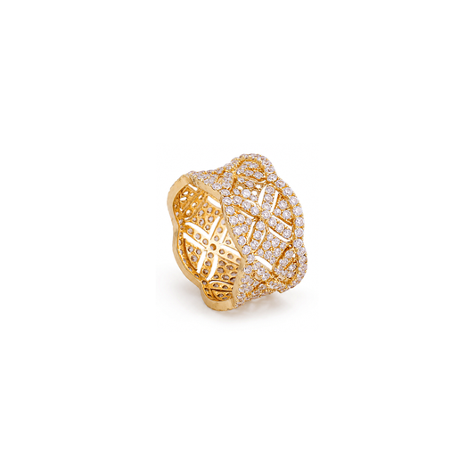 18K Gold Wedding Ring with Rosella Shining Gemstones Design