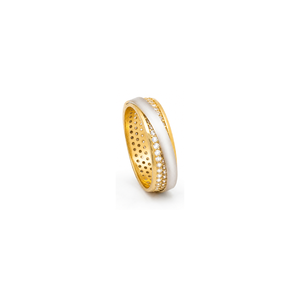 18K Gold Wedding Ring with Mesa Shining Details Design