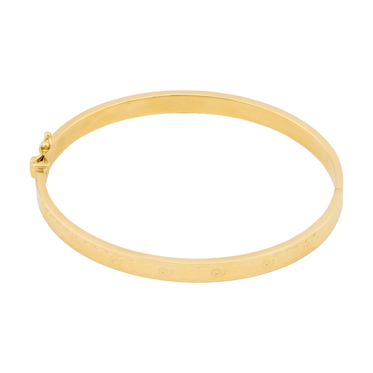 أسورة عيار 18 بتصميم كلاسيكي