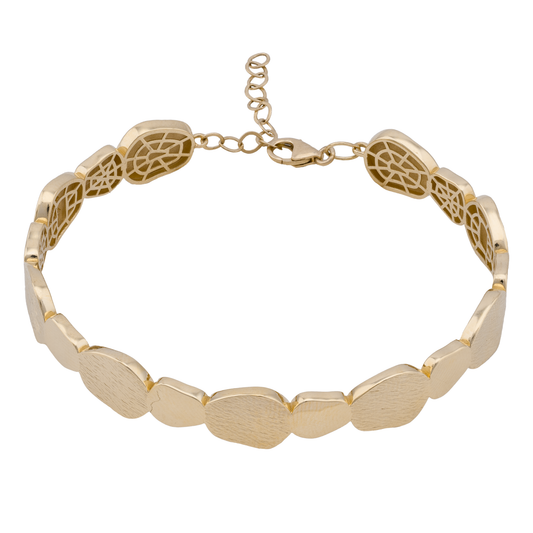 18K Bracelet with Interlocking Anbac Engraving Design