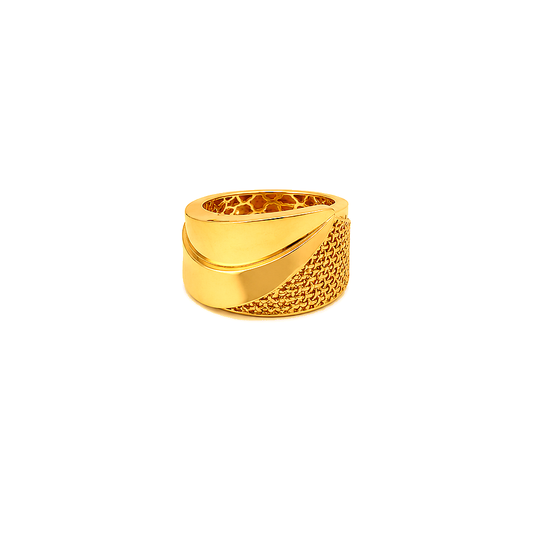 21K Gold Ring With Ornate Interlocking Design