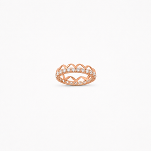 18K Gold Ring with Smooth Polished Band Design