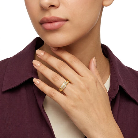 18K Gold Ring with Paved Twisted Design