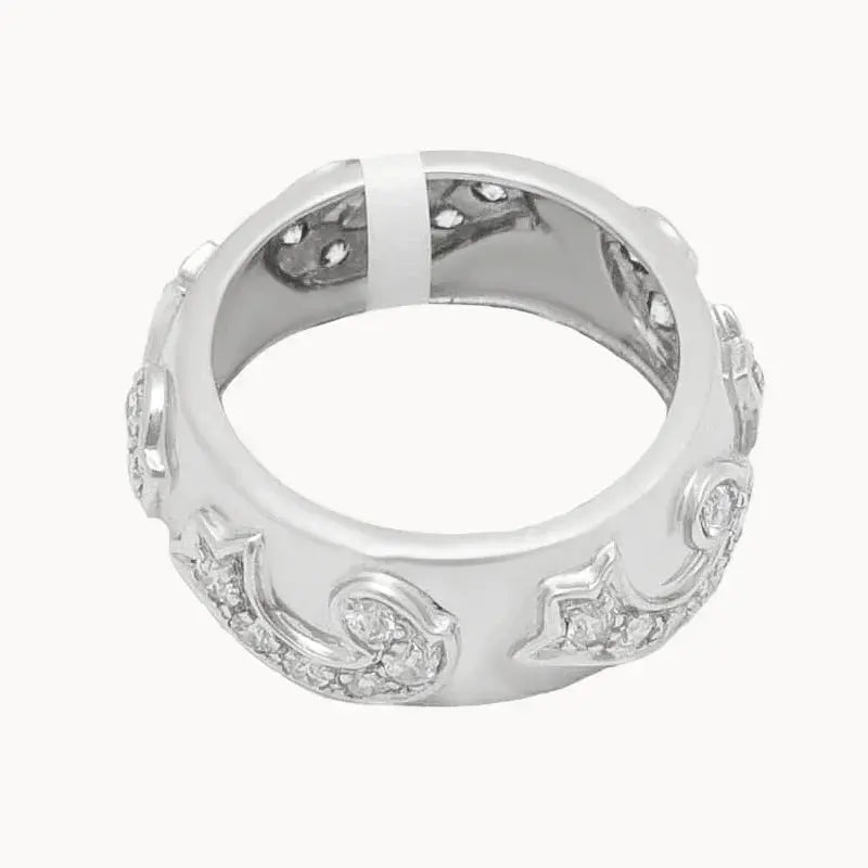 دبلة ماقين ذهب عيار 18 بفصوص لامعة - Ghamieh