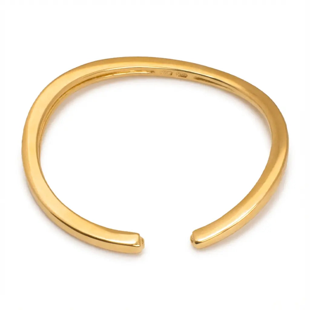 أسورة ذهب عيار 18 بتصميم مفتوح بسيط وأنيق