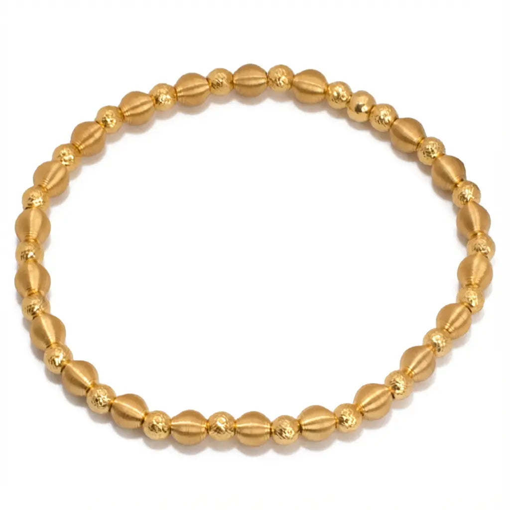 أسورة ذهب عيار 21 بتصميم من حبات ذهبية رقيقة