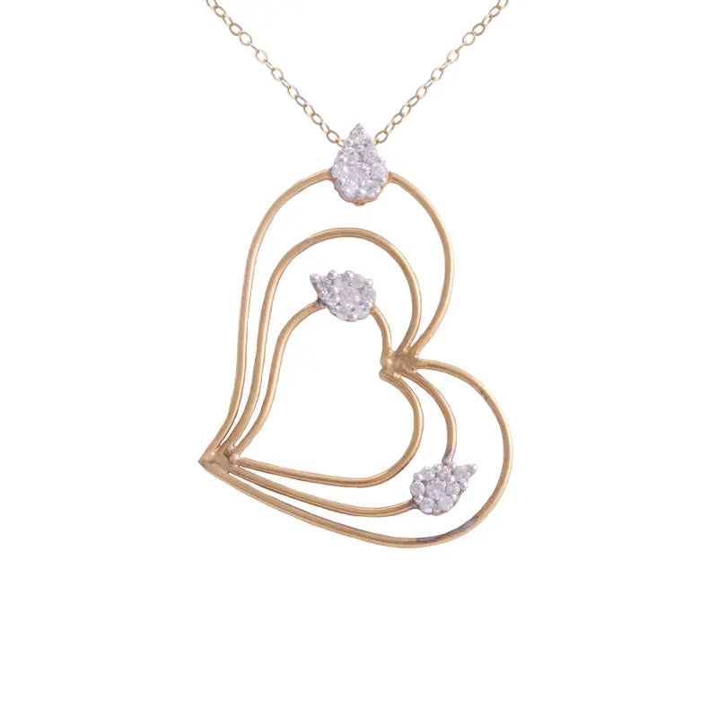 طقم بتصميم قلوب ذهب عيار 18 - Ghamieh