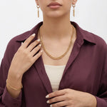 طقم لامعه عيار 18 بتصميم عريض - Ghamieh