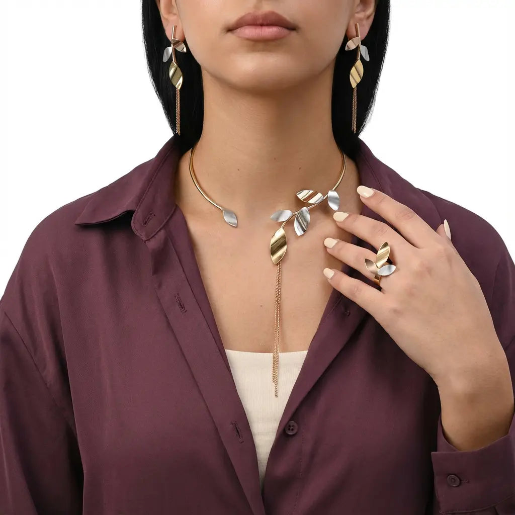 نصف طقم وعد الطبيعة عيار 18 بأوراق متدلية - Ghamieh