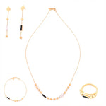 طقم ذهب عيار 18 بتصميم هندسي - Ghamieh