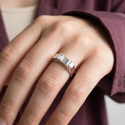 خاتم بلانكو ذهب عيار 18 بفصوص لامعة - Ghamieh