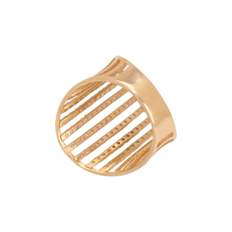 خاتم ذهب عيار 18 مع فصوص لامعة بأشكال مستقيمة