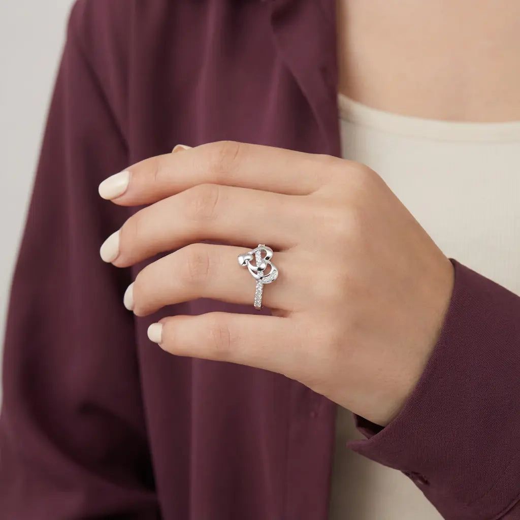 خاتم ذهب عيار 18 بتصميم قلوب - Ghamieh