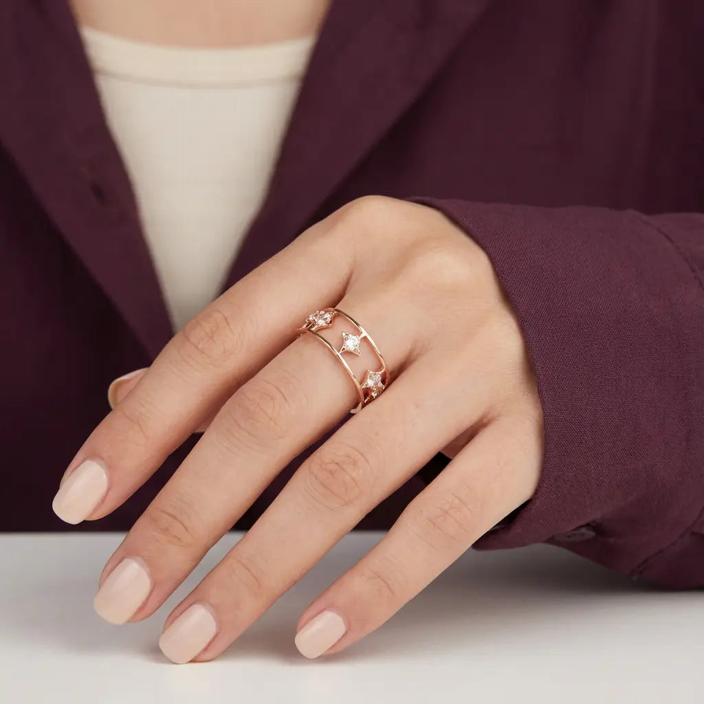 خاتم ذهب عيار 18 بتصميم هندسي - Ghamieh