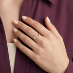 خاتم ذهب بفصوص عيار 18 - Ghamieh