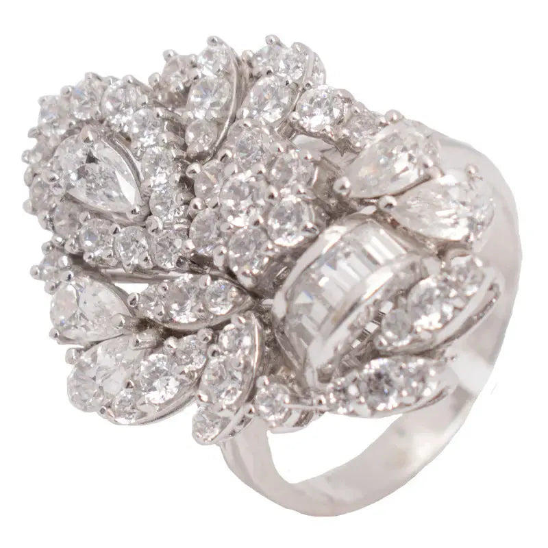 خاتم أديل ذهب عيار 18 بفصوص لامعة - Ghamieh