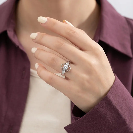 " مكانه عالية "خاتم عيار 18 بفصوص - Ghamieh