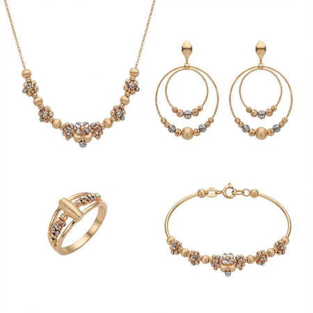 18K Gold Set with An Elegant Floral Design