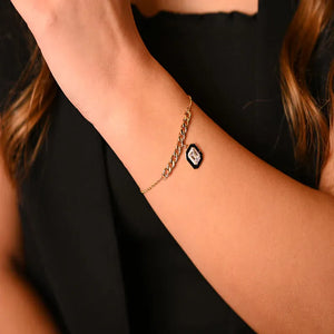 18K Chain Bracelet with Geometric Sparkling Stones Design