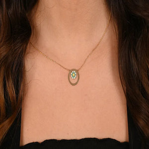 18K Gold Pendant with Floral Oval Design