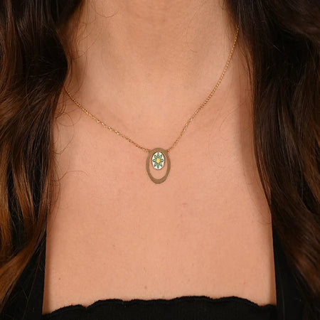 18K Gold Pendant with Floral Oval Design
