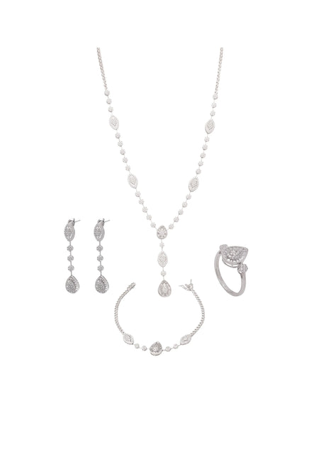 18K White Gold Set Elegance