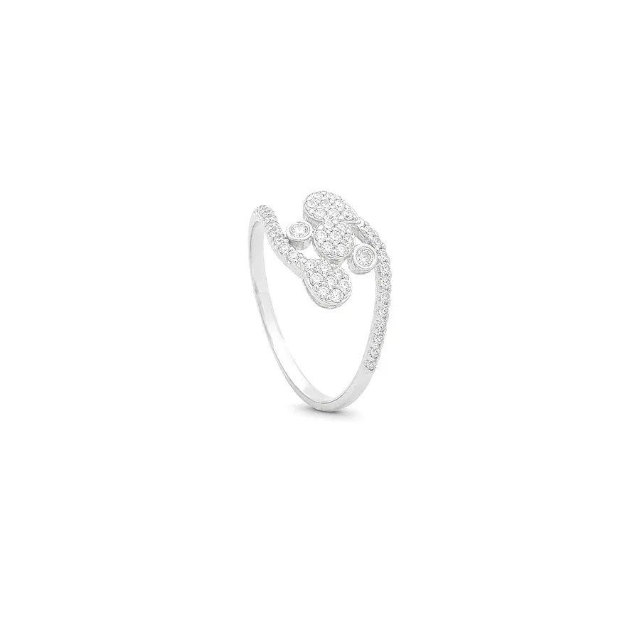 18K White Gold Ring with Shiny Sparkling Stones Design