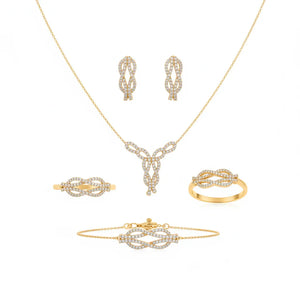 18K Gold Set with Interlocking Design