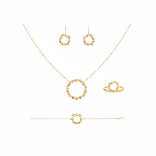 طقم عيار 18 بتصميم دائرة مجدولة