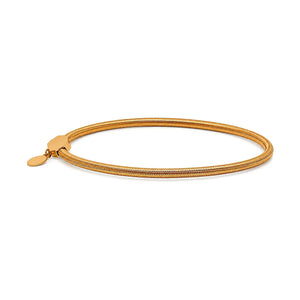 18K Gold Bracelet with Delicate Fluid Design
